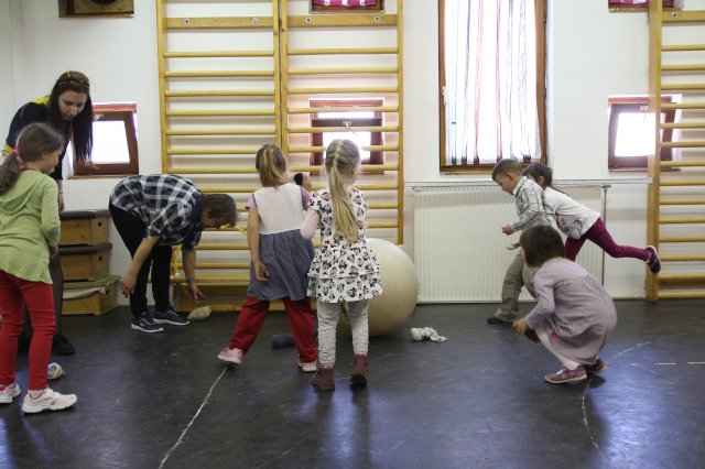 Iskolába hívogató