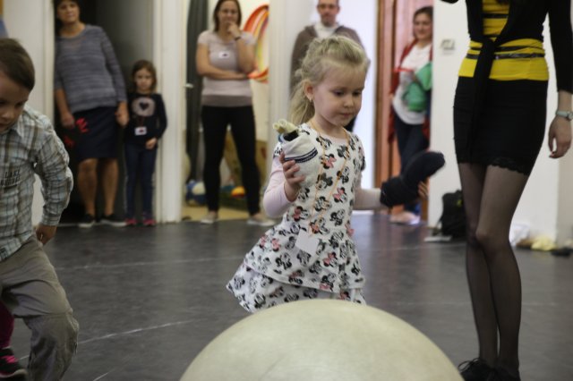 Iskolába hívogató