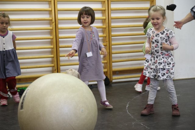 Iskolába hívogató