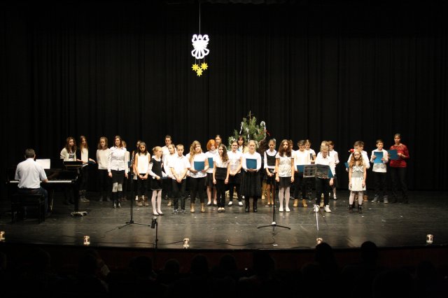 Karácsonyi ünnepség