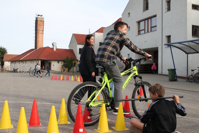 Kerékpáros ügyességi verseny