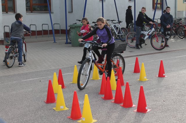 Kerékpáros ügyességi verseny