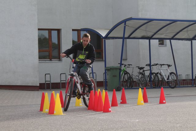 Kerékpáros ügyességi verseny