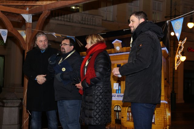 Délmagyarország-Rotary Advent