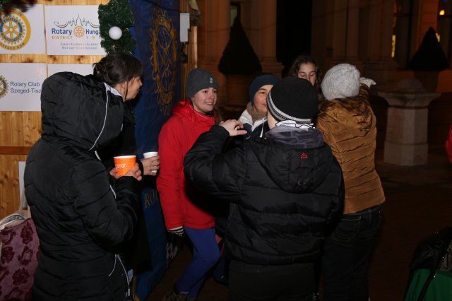 Délmagyarország-Rotary Advent