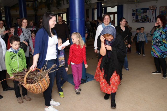 Iskolába hívogató