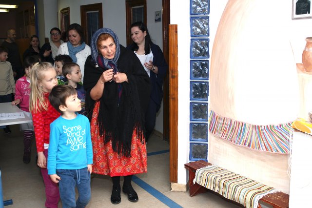 Iskolába hívogató