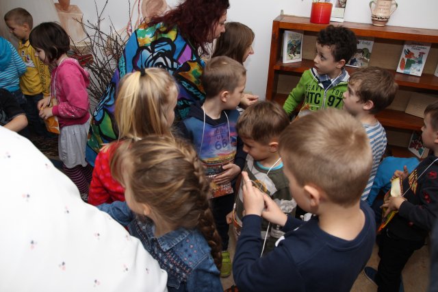 Iskolába hívogató