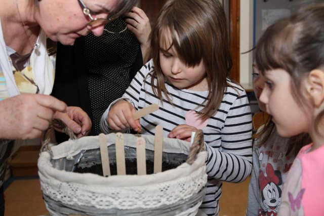 Iskolába hívogató