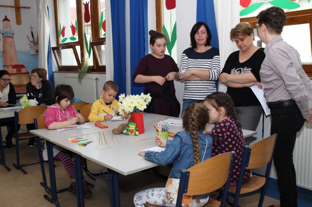 Iskolába hívogató