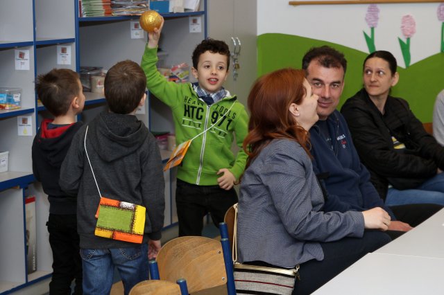 Iskolába hívogató