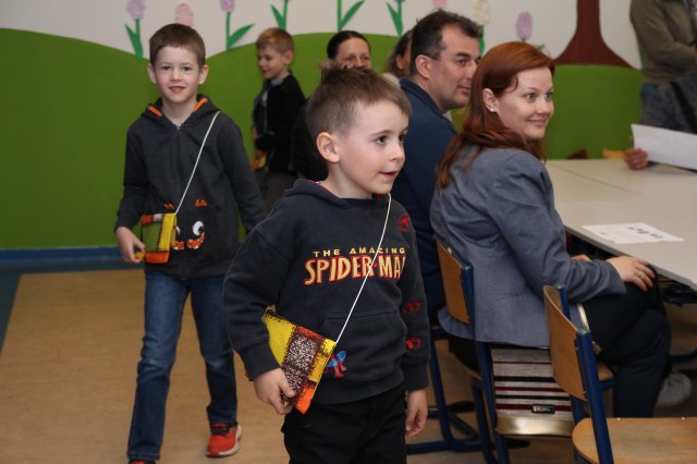 Iskolába hívogató