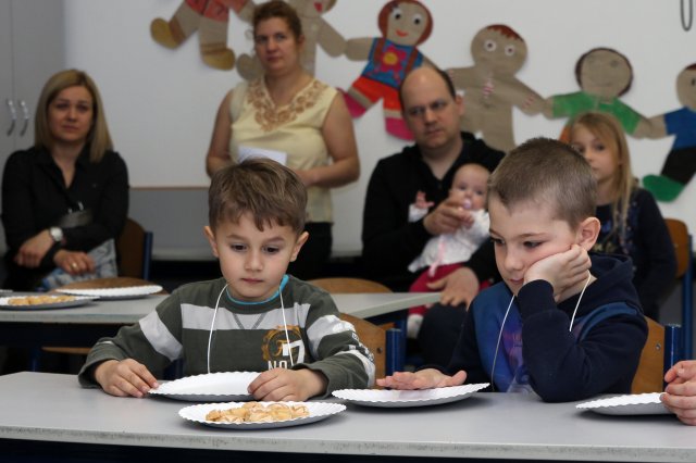 Iskolába hívogató