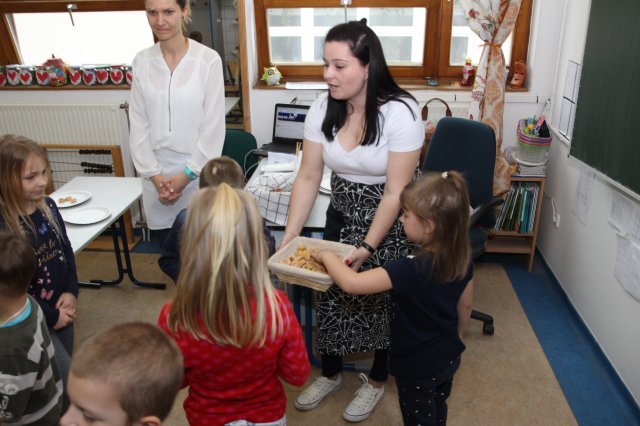 Iskolába hívogató