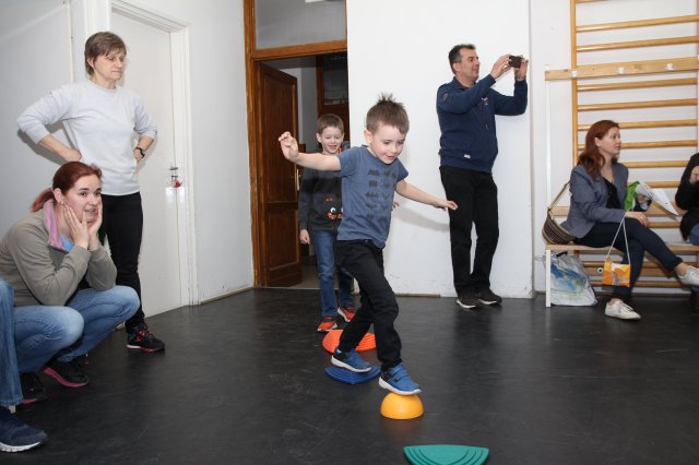 Iskolába hívogató