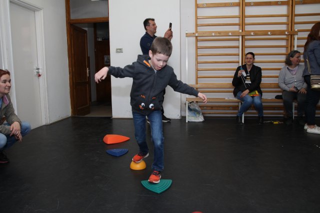 Iskolába hívogató