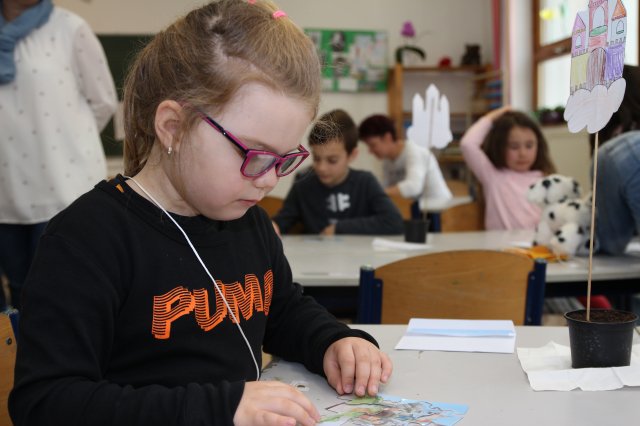 Iskolába hívogató