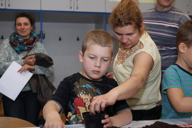 Iskolába hívogató