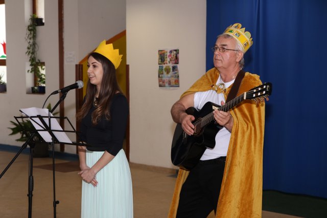 Iskolába hívogató