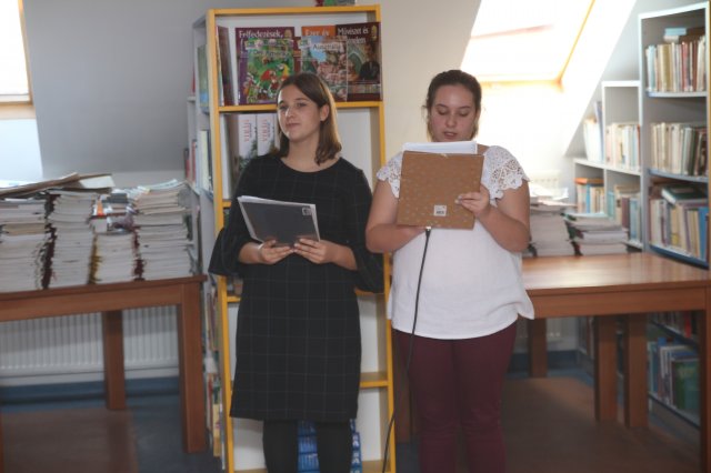 Határon innen és túl