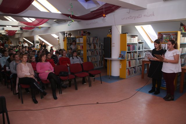 Határon innen és túl