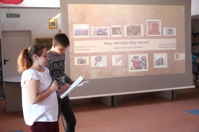 Határon innen és túl