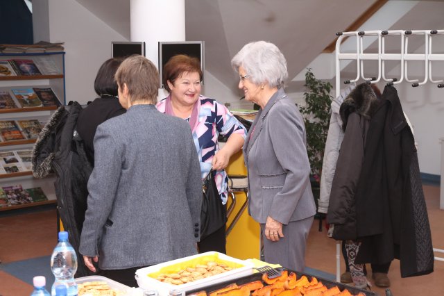 Nyugdíjas pedagógusok köszöntése