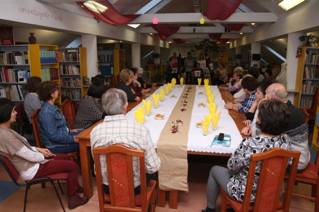 Nyugdíjas pedagógusok köszöntése