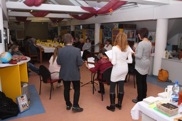 Nyugdíjas pedagógusok köszöntése