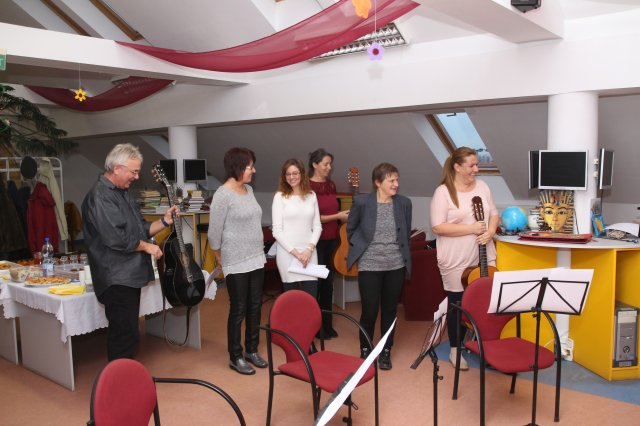 Nyugdíjas pedagógusok köszöntése