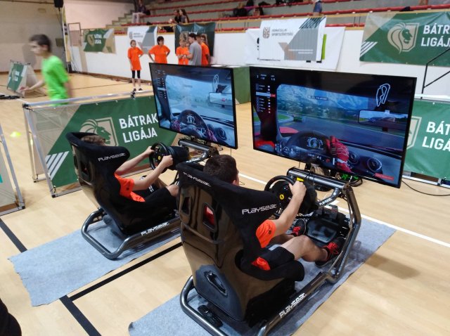 „Bátrak Ligája”