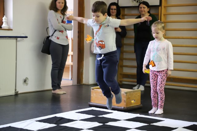 Iskolába hívogató