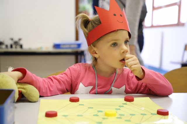 Iskolába hívogató