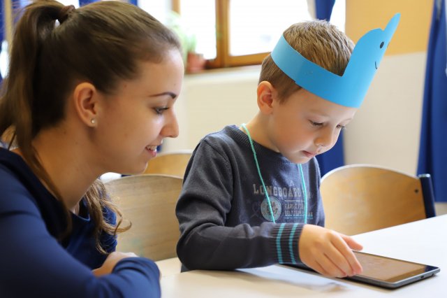 Iskolába hívogató