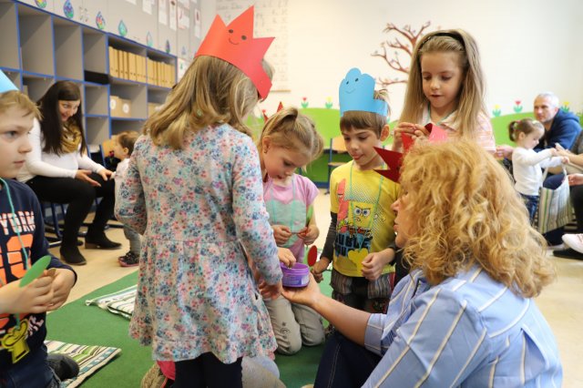 Iskolába hívogató