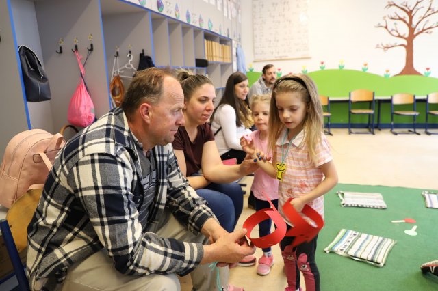 Iskolába hívogató