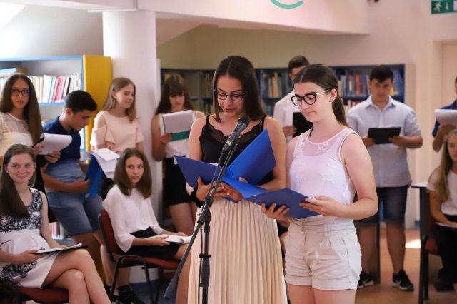 Búcsúzó a pedagógusoktól