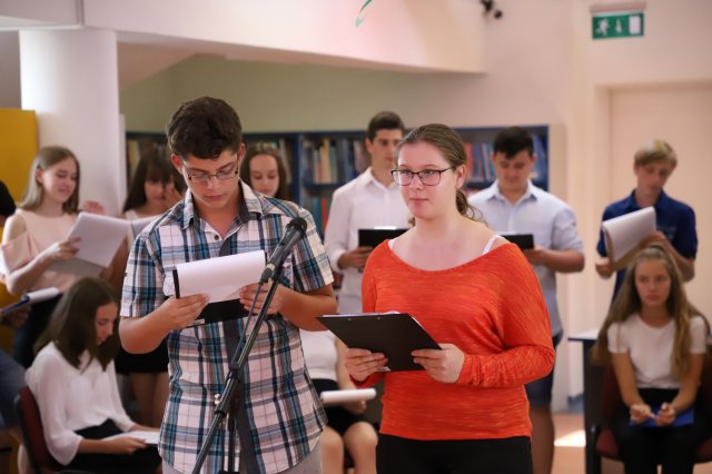 Búcsúzó a pedagógusoktól