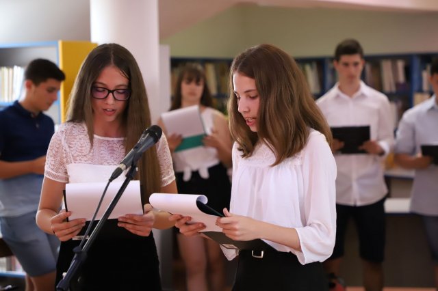 Búcsúzó a pedagógusoktól