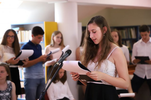 Búcsúzó a pedagógusoktól