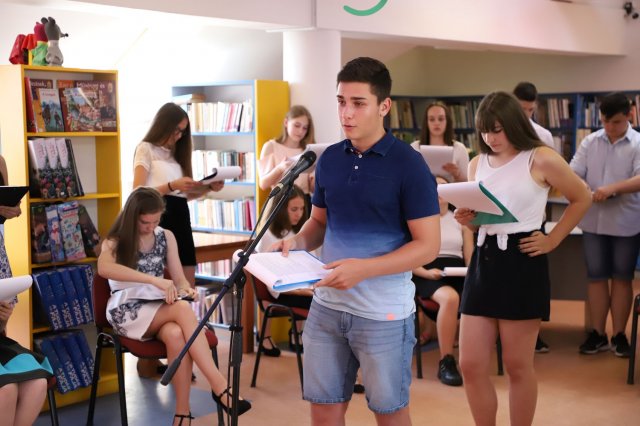 Búcsúzó a pedagógusoktól