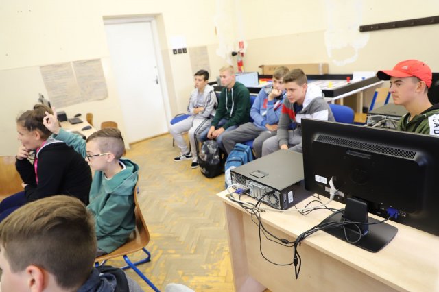 Határon innen és túl