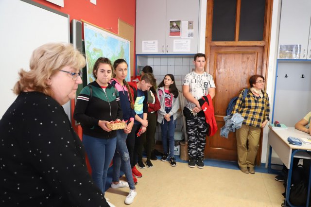 Határon innen és túl