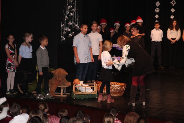 Karácsonyi ünnepség