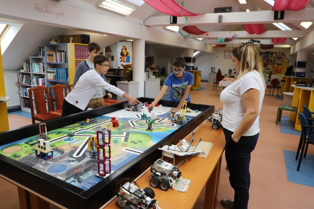 Robotika szakkör bemutatkozója