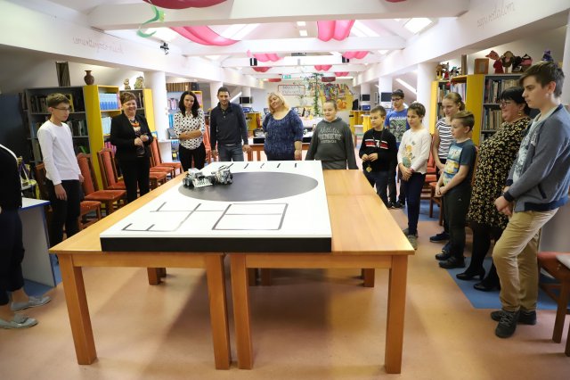 Robotika szakkör bemutatkozója