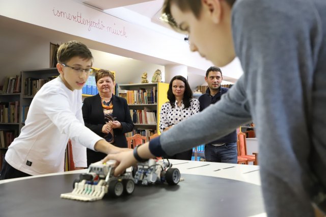 Robotika szakkör bemutatkozója