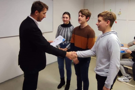 Siker angol nyelvi versenyen