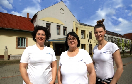 Online t&aacute;j&eacute;koztat&oacute; leendő elsős&ouml;k sz&uuml;leinek