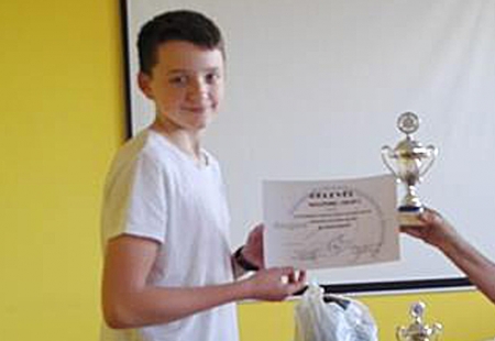 Orsz&aacute;gos d&ouml;ntőbe jutott ker&eacute;kp&aacute;rosunk